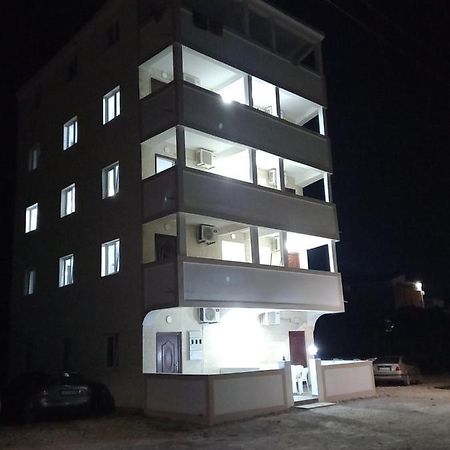 Md Apartmani Čanj Екстериор снимка