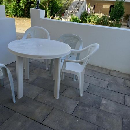 Md Apartmani Čanj Стая снимка