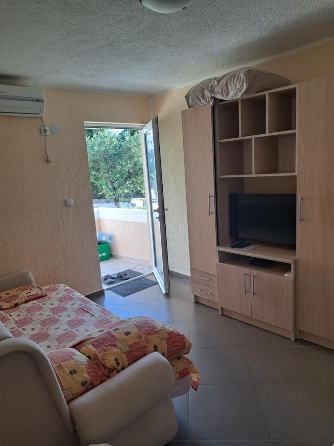 Md Apartmani Čanj Екстериор снимка